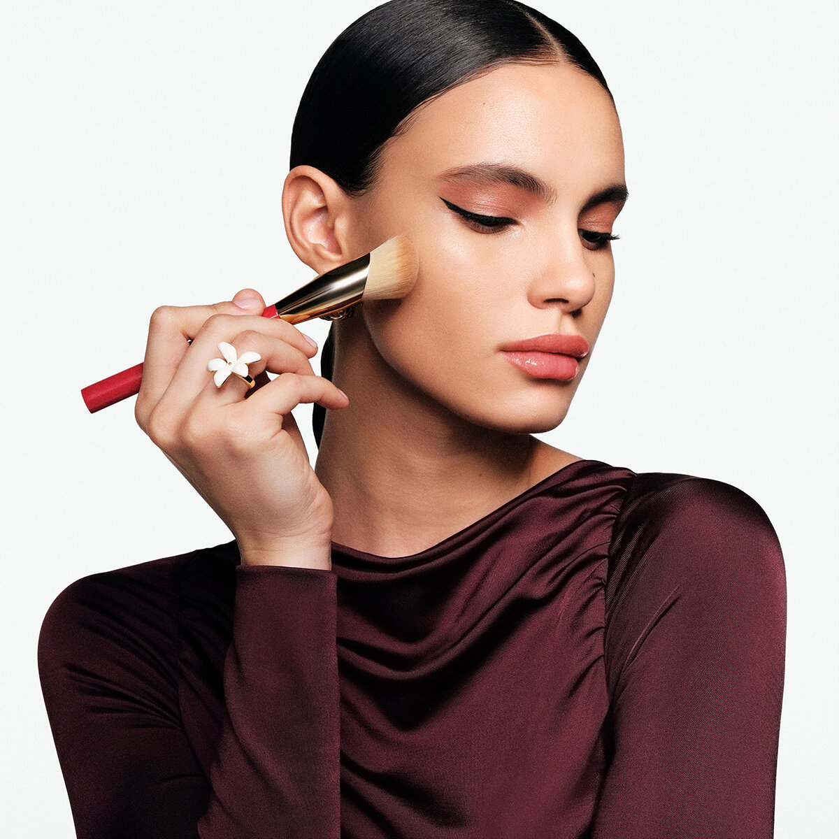 FOUNDATION BRUSH (BROCHA PARA BASE DE MAQUILLAJE)